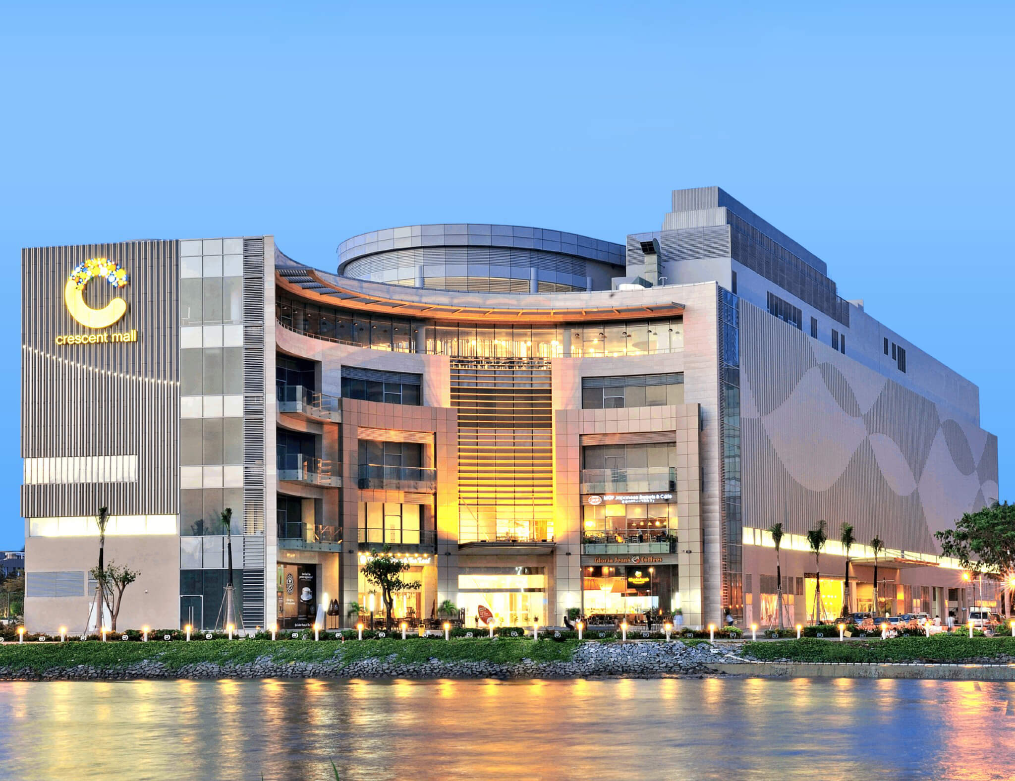 SHOP PUIG - Crescent Mall